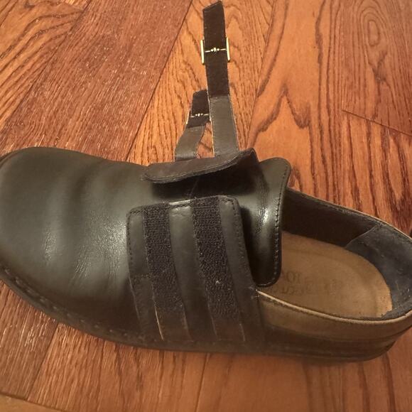 Naot Celesta Loafer Womens Shoe 7 7.5 EU 38 Black Leather Cork Insole Comfort - Picture 10 of 14